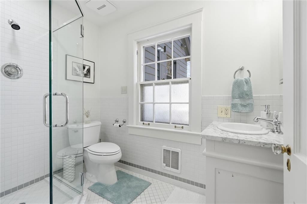 1217 W 58th Street — photo 43