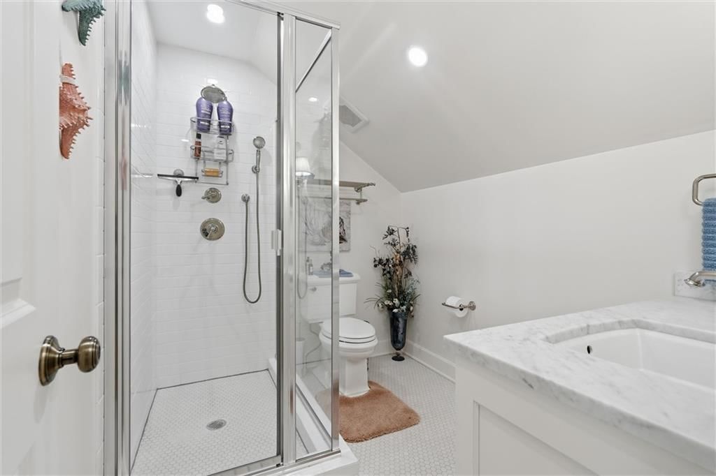 1217 W 58th Street — photo 46