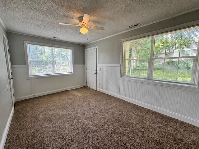 220 Corbin Street — photo 3