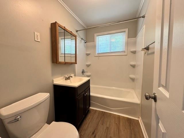 220 Corbin Street — photo 7