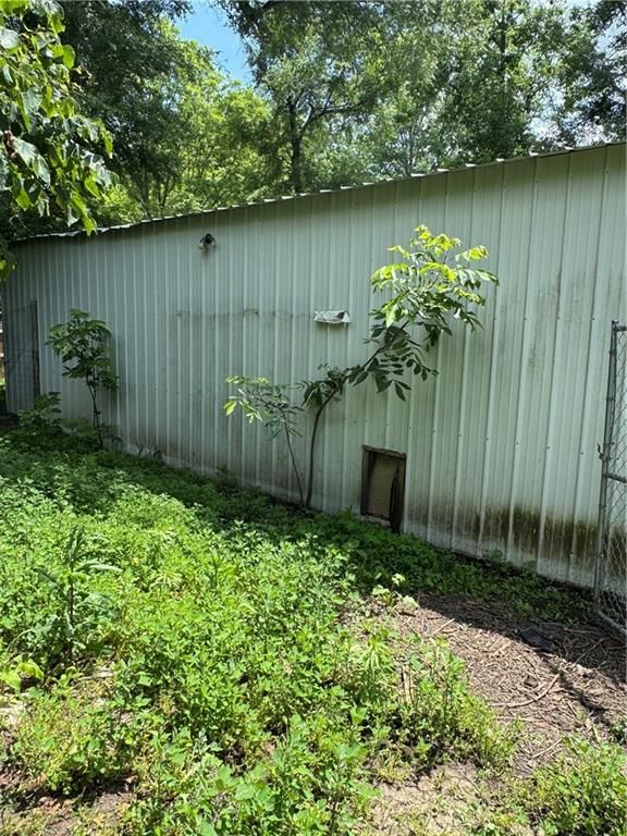 206 W 3rd Street — photo 2