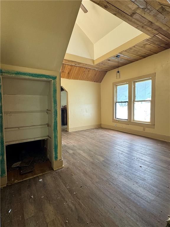 206 W 3rd Street — photo 9