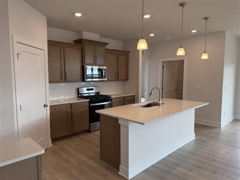20941 W 188th Terrace — photo 8