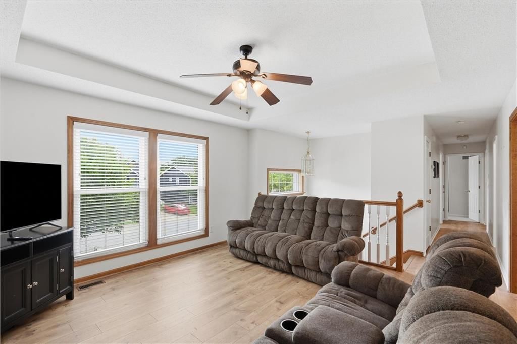 200 N Highland Drive — photo 6