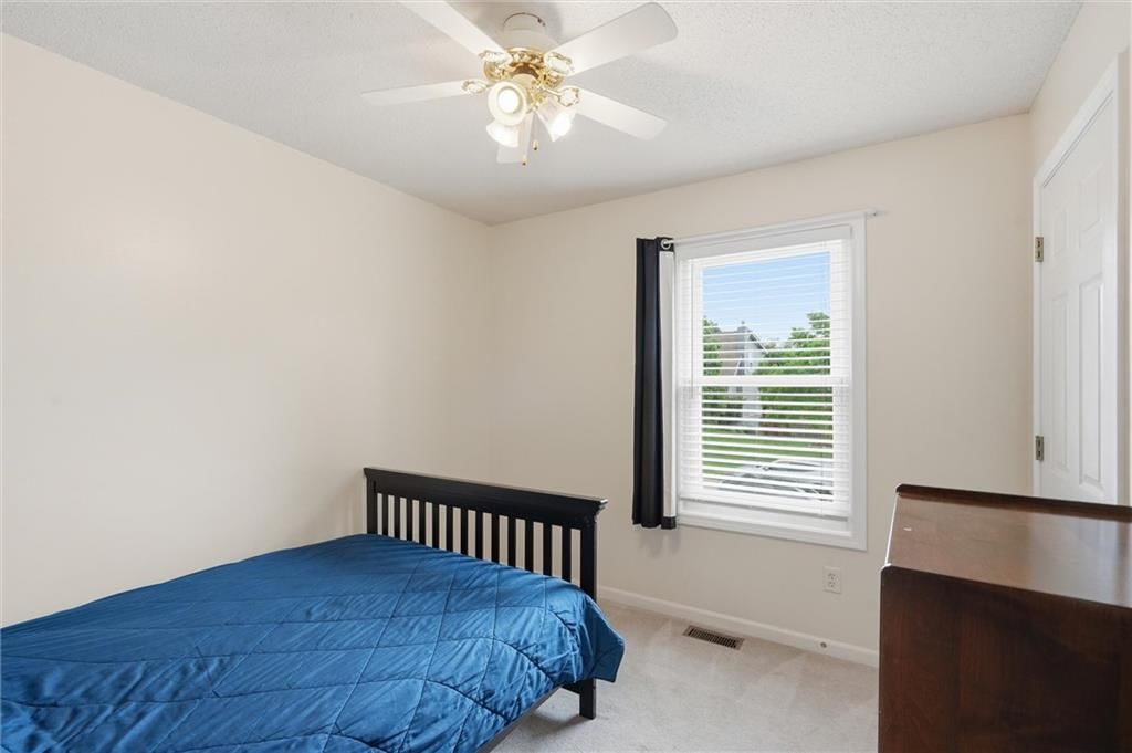 200 N Highland Drive — photo 16