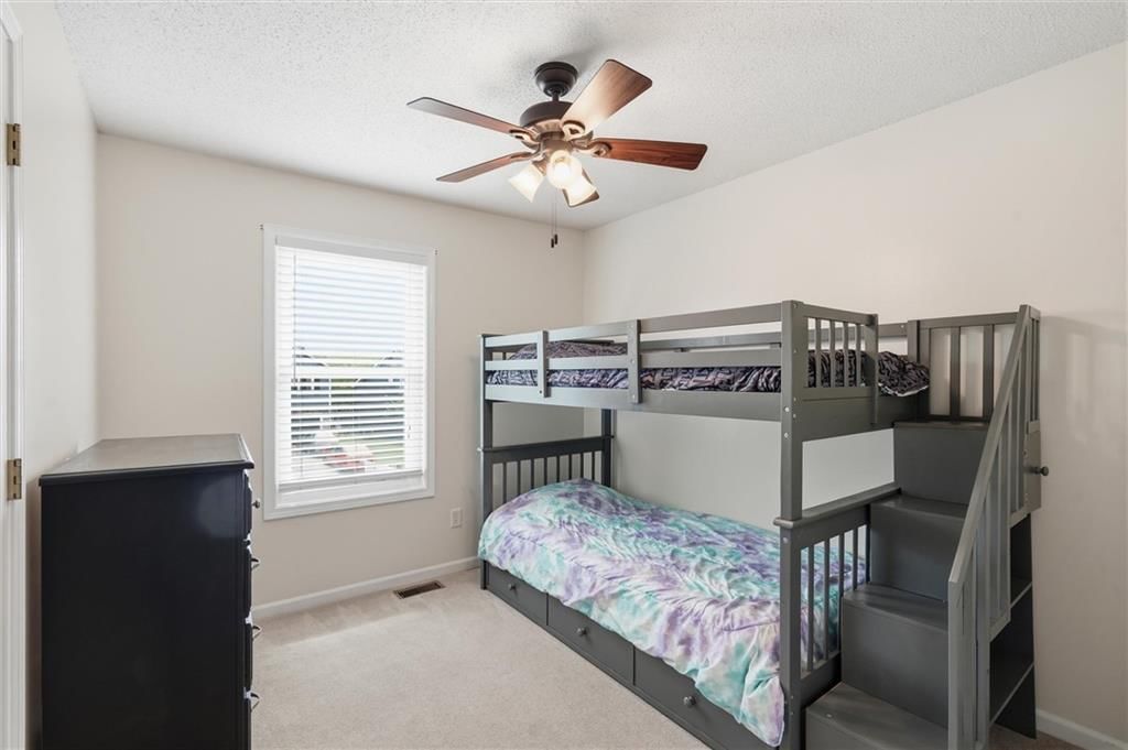 200 N Highland Drive — photo 19