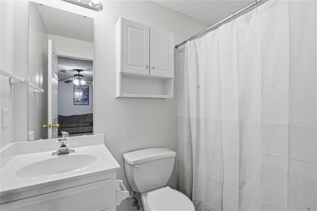 200 N Highland Drive — photo 25
