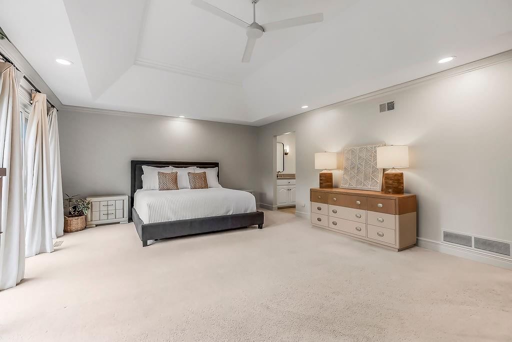 12325 Mission Road — photo 31