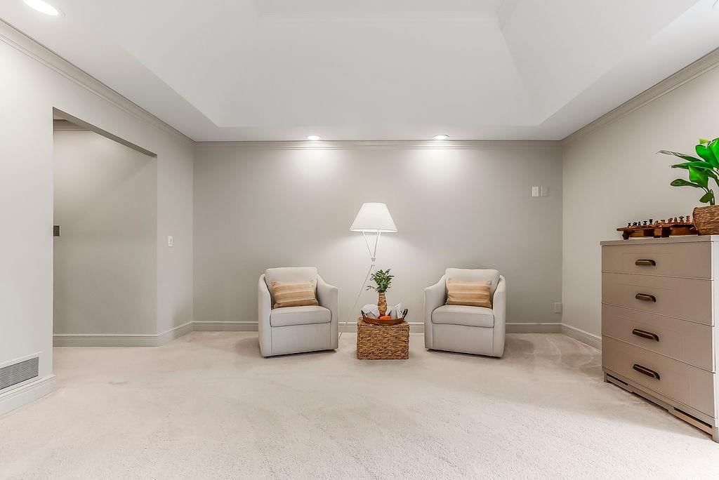 12325 Mission Road — photo 33