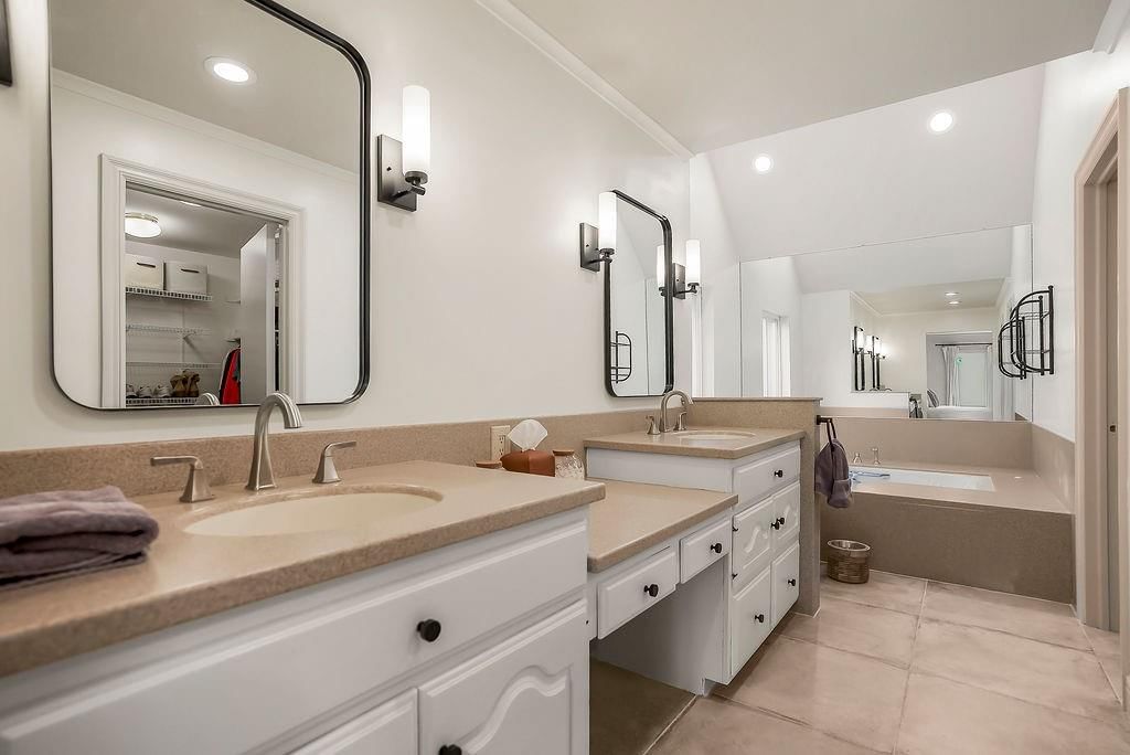 12325 Mission Road — photo 34