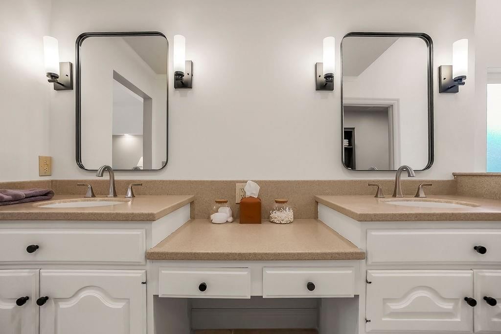 12325 Mission Road — photo 35