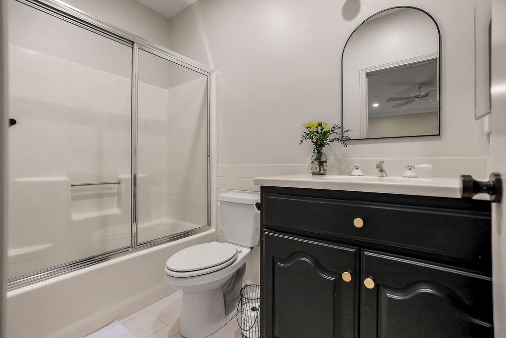 12325 Mission Road — photo 50