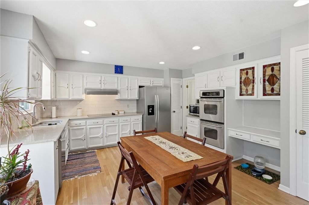 12841 Pembroke Circle — photo 10