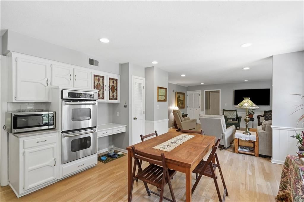 12841 Pembroke Circle — photo 12