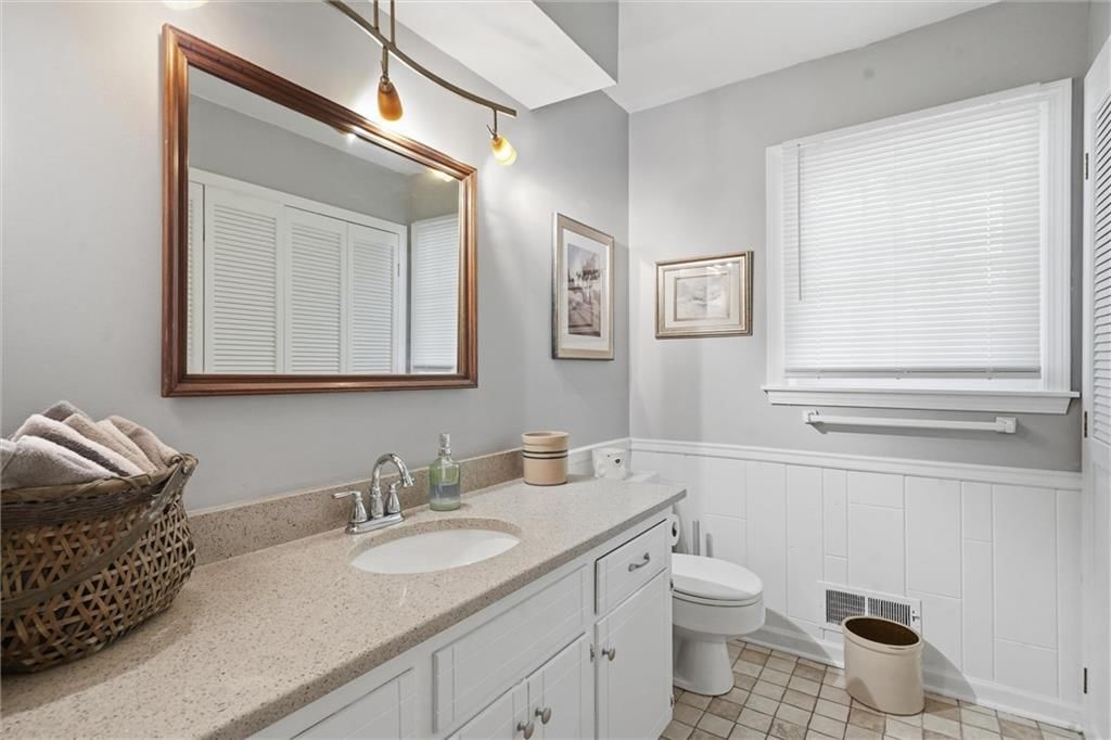 12841 Pembroke Circle — photo 32