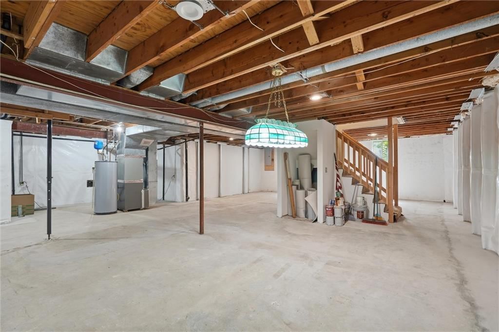 12841 Pembroke Circle — photo 34