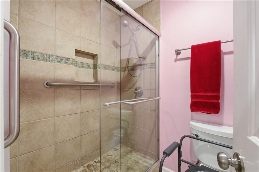 4306 W 111TH Terrace — photo 23