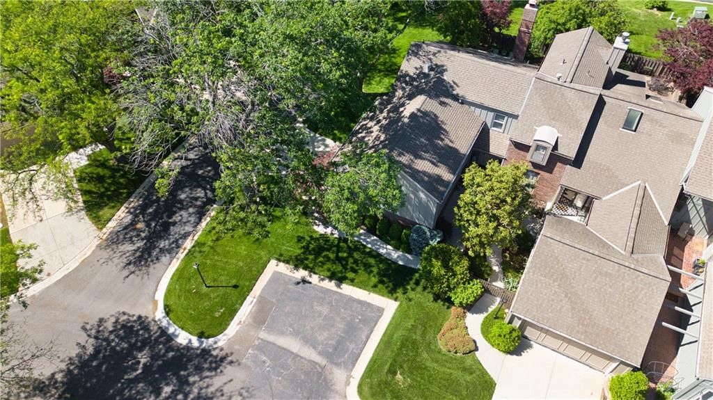 4306 W 111TH Terrace — photo 46