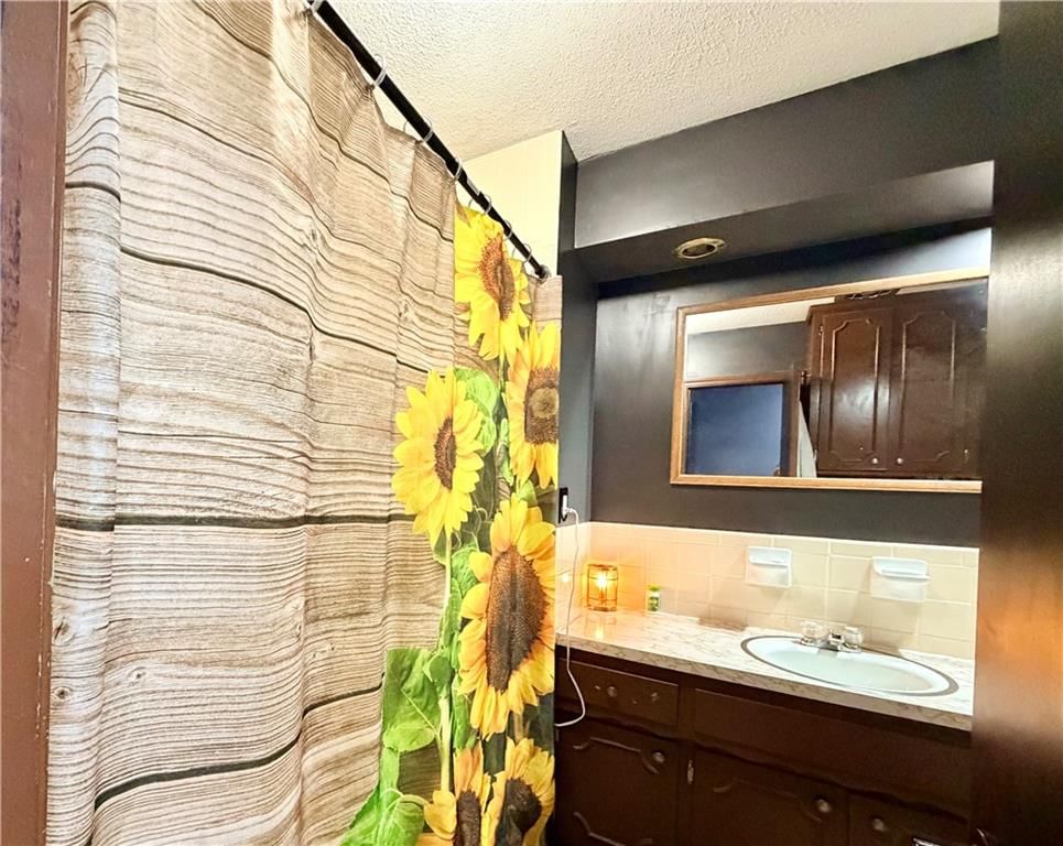 8951 Rene Street — photo 10