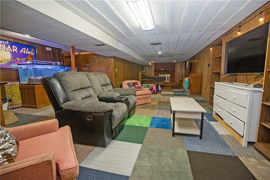 8951 Rene Street — photo 28