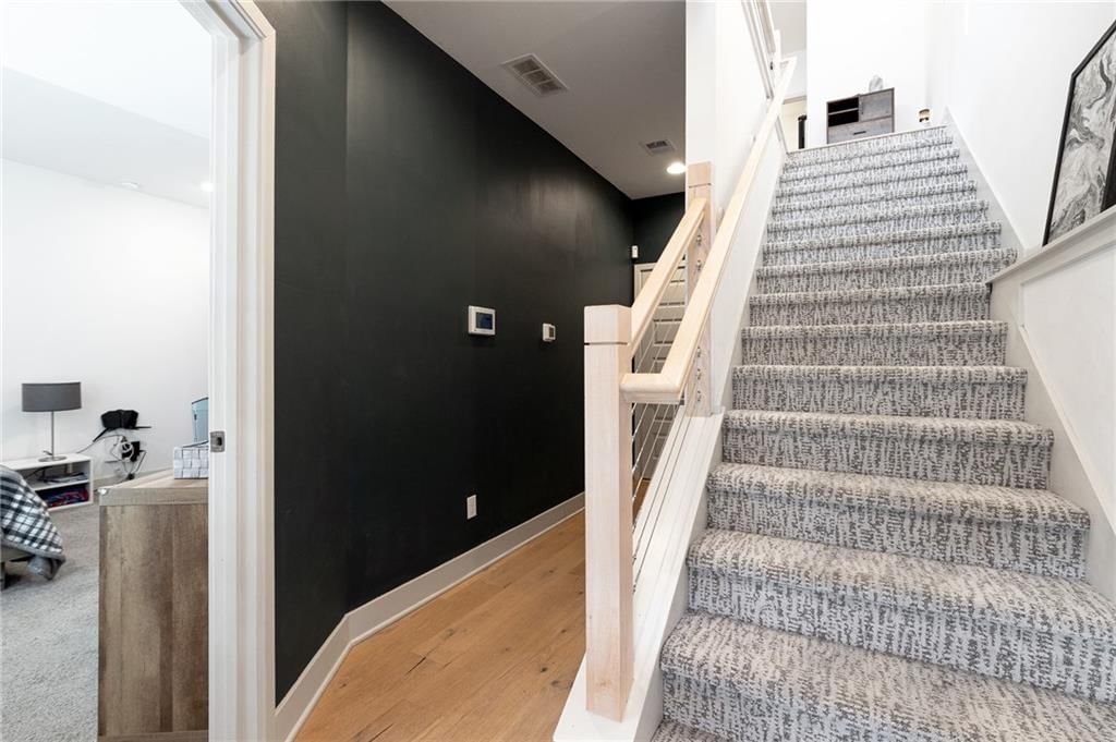 1301 E 41st Street — photo 14