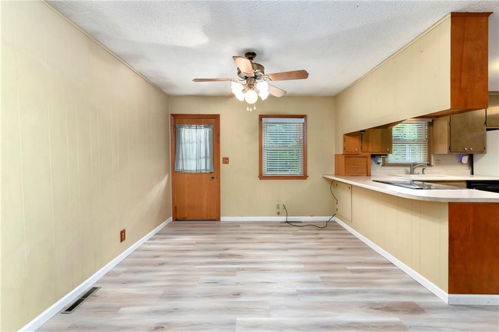 3801 STONEWALL Court — photo 11