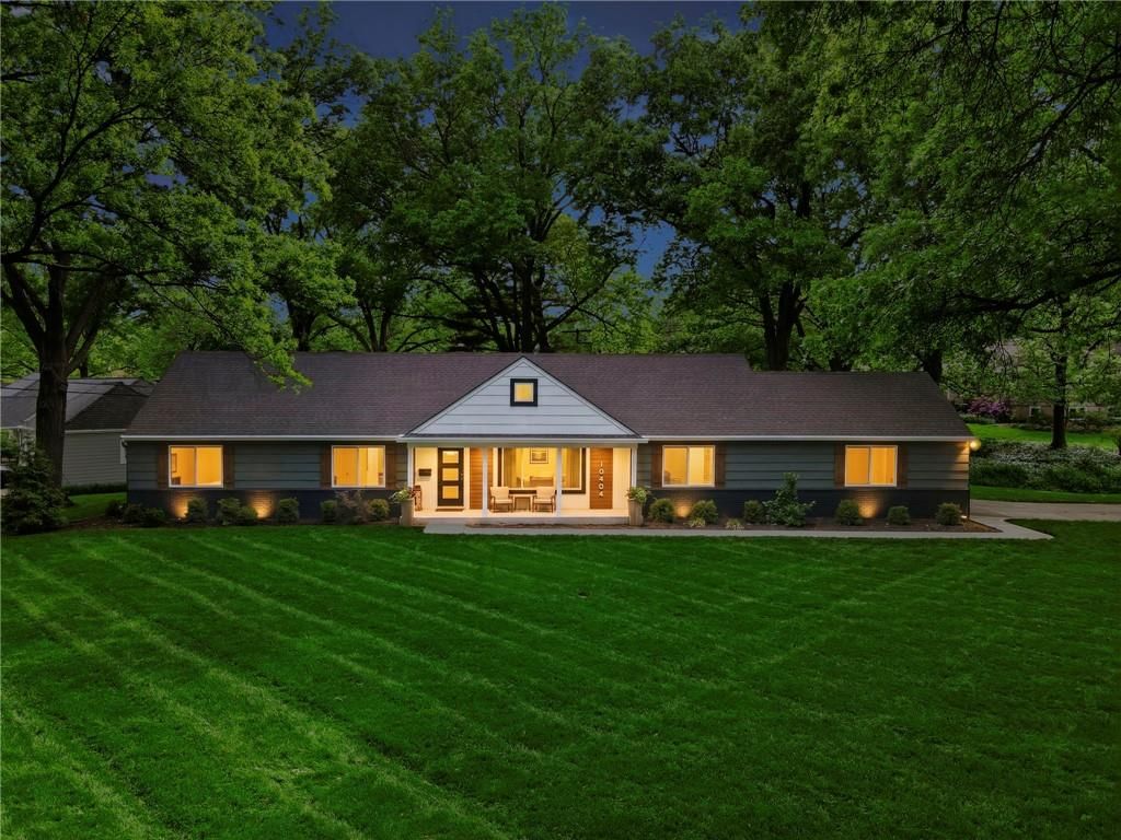 10404 Lee Boulevard — photo 3