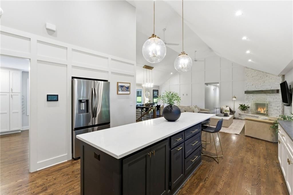 10404 Lee Boulevard — photo 17