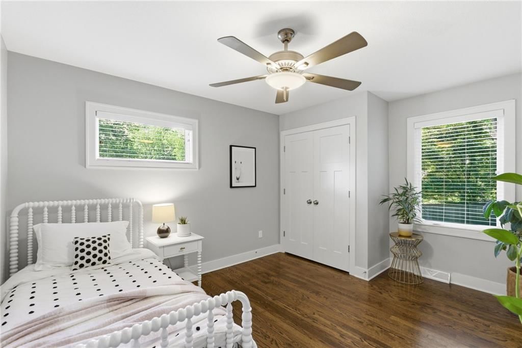 10404 Lee Boulevard — photo 37