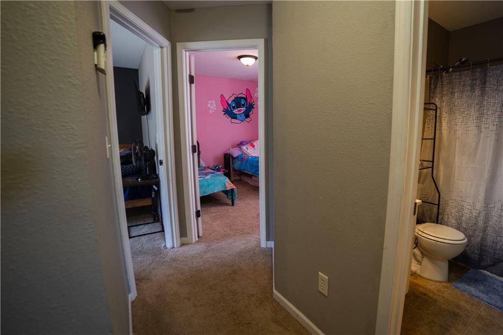 313 NE Coldwater Creek Road — photo 8