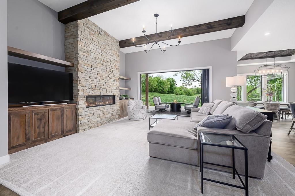 Photo 7 of 52 - 10000 Hollingsworth Road, Kansas City, KS 66109