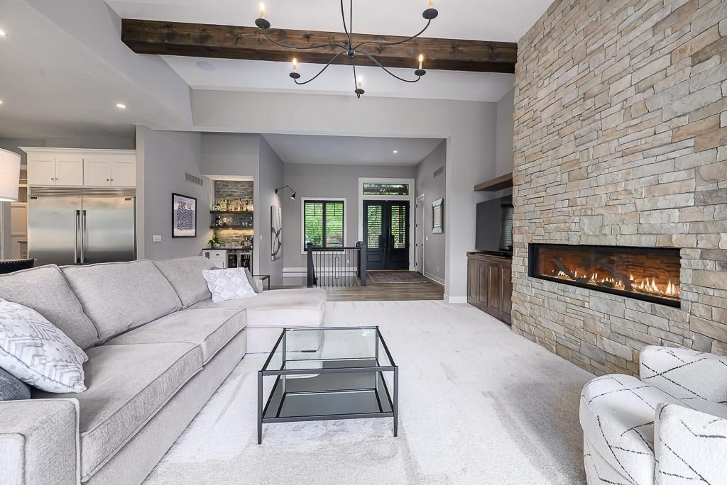 Photo 9 of 52 - 10000 Hollingsworth Road, Kansas City, KS 66109