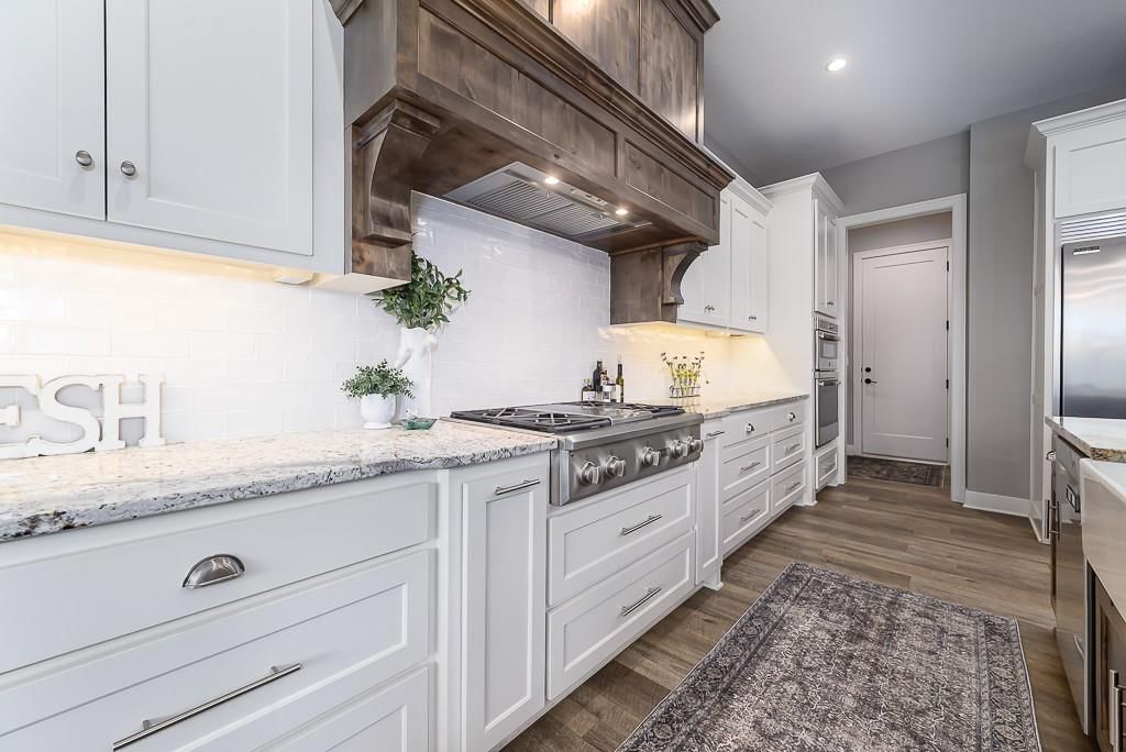 Photo 15 of 52 - 10000 Hollingsworth Road, Kansas City, KS 66109