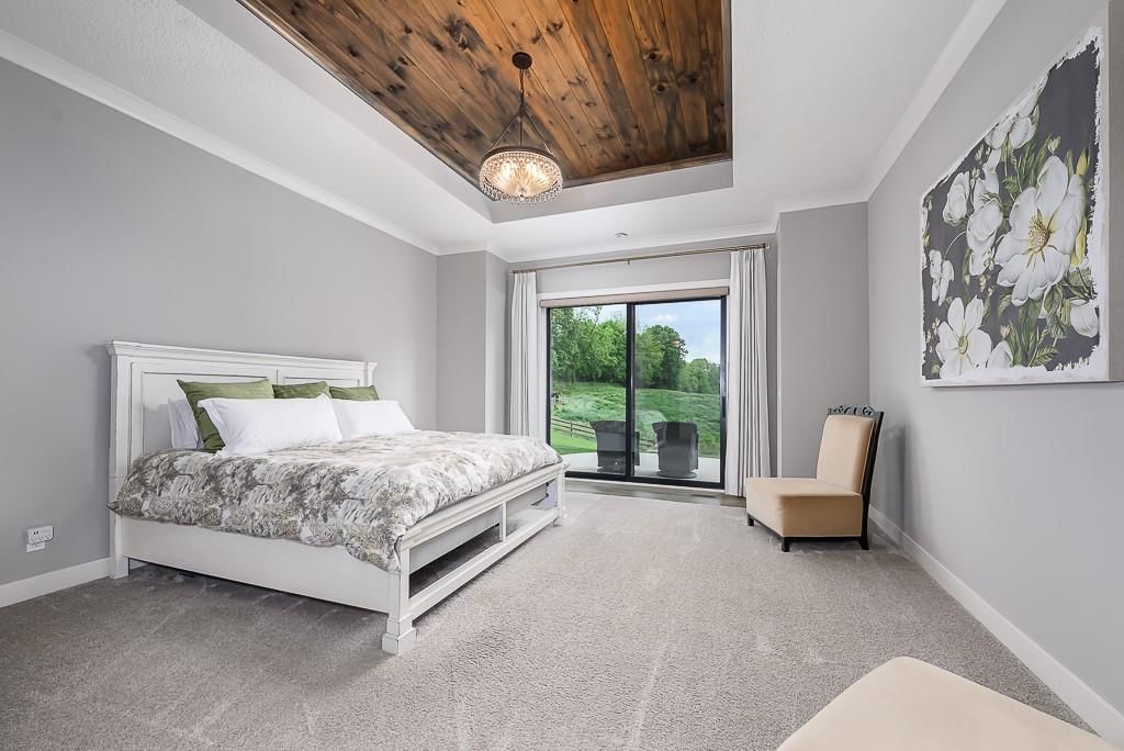 Photo 20 of 52 - 10000 Hollingsworth Road, Kansas City, KS 66109