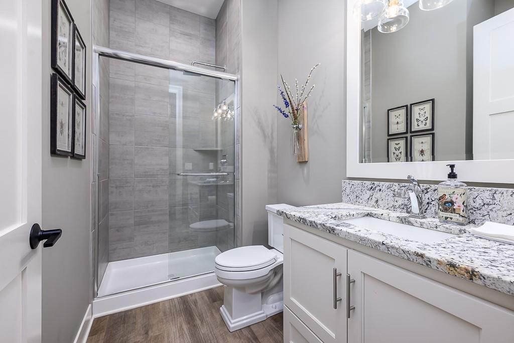 Photo 32 of 52 - 10000 Hollingsworth Road, Kansas City, KS 66109