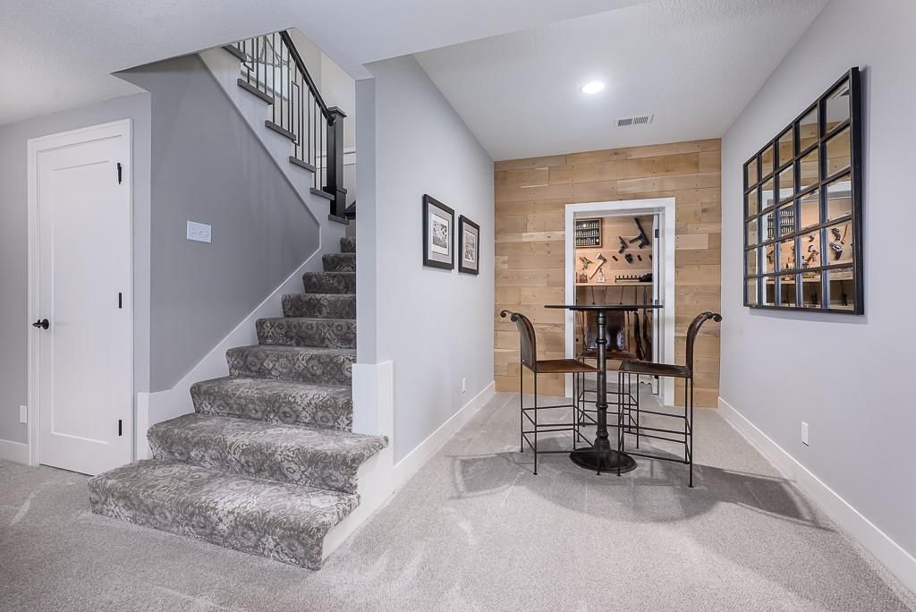 Photo 35 of 52 - 10000 Hollingsworth Road, Kansas City, KS 66109