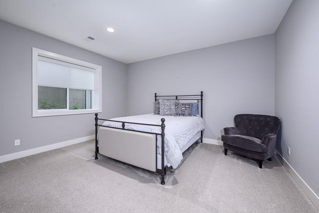 Photo 38 of 52 - 10000 Hollingsworth Road, Kansas City, KS 66109