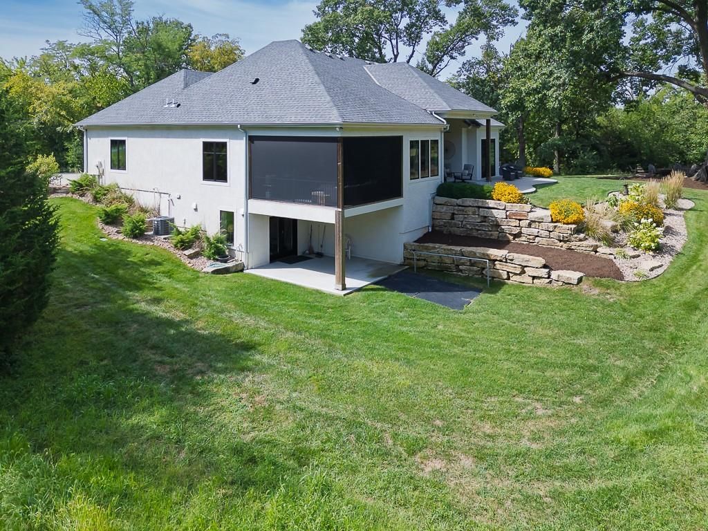 Photo 45 of 52 - 10000 Hollingsworth Road, Kansas City, KS 66109