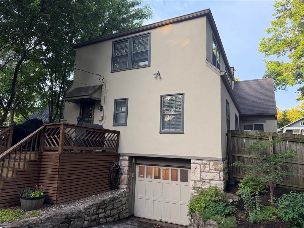 7214 Grand Avenue — photo 3