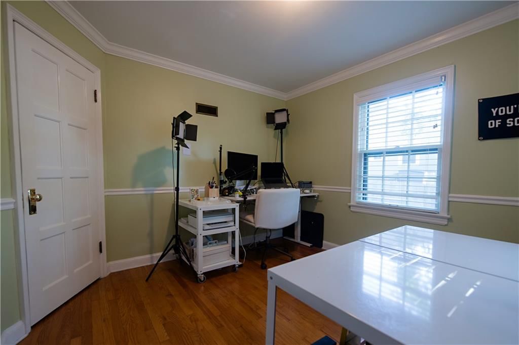 7214 Grand Avenue — photo 15