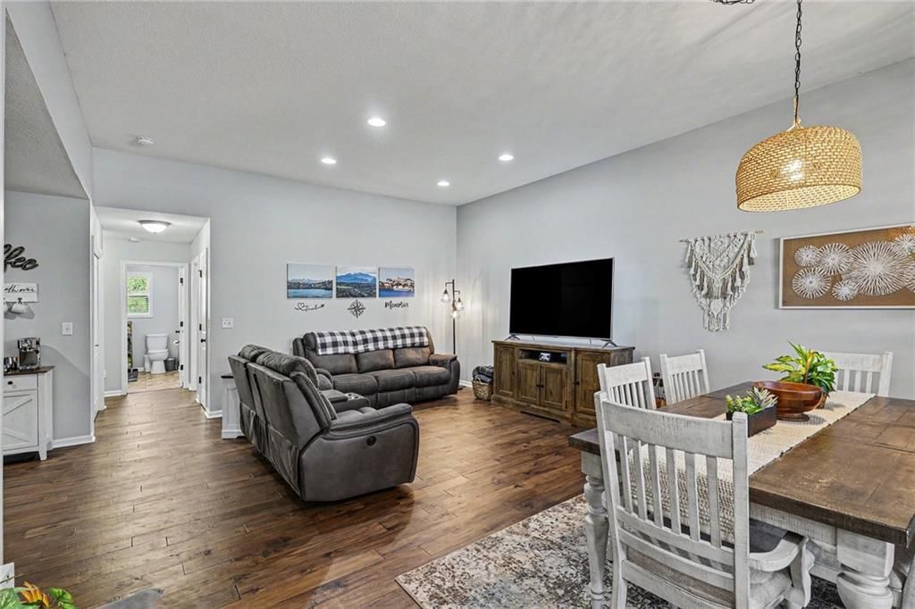 15621 Landauer Street — photo 13