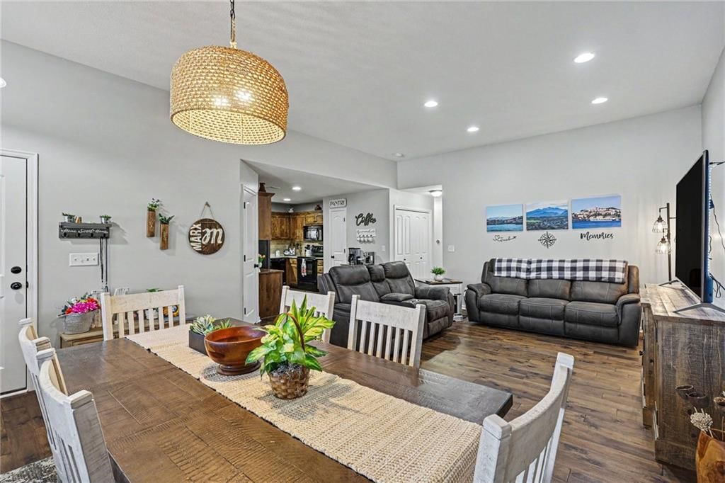 15621 Landauer Street — photo 15