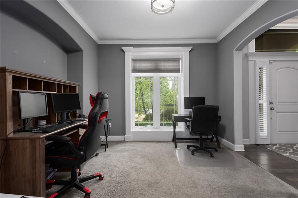 10519 N EUCLID Avenue — photo 6