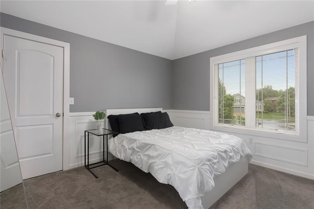 10519 N EUCLID Avenue — photo 33