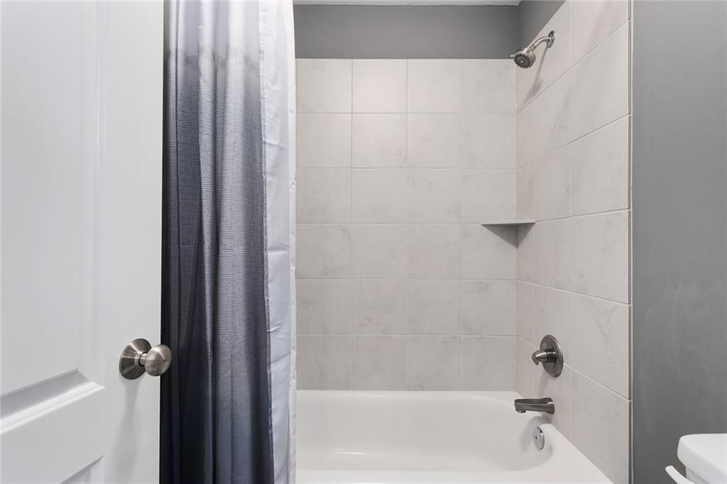 10519 N EUCLID Avenue — photo 36