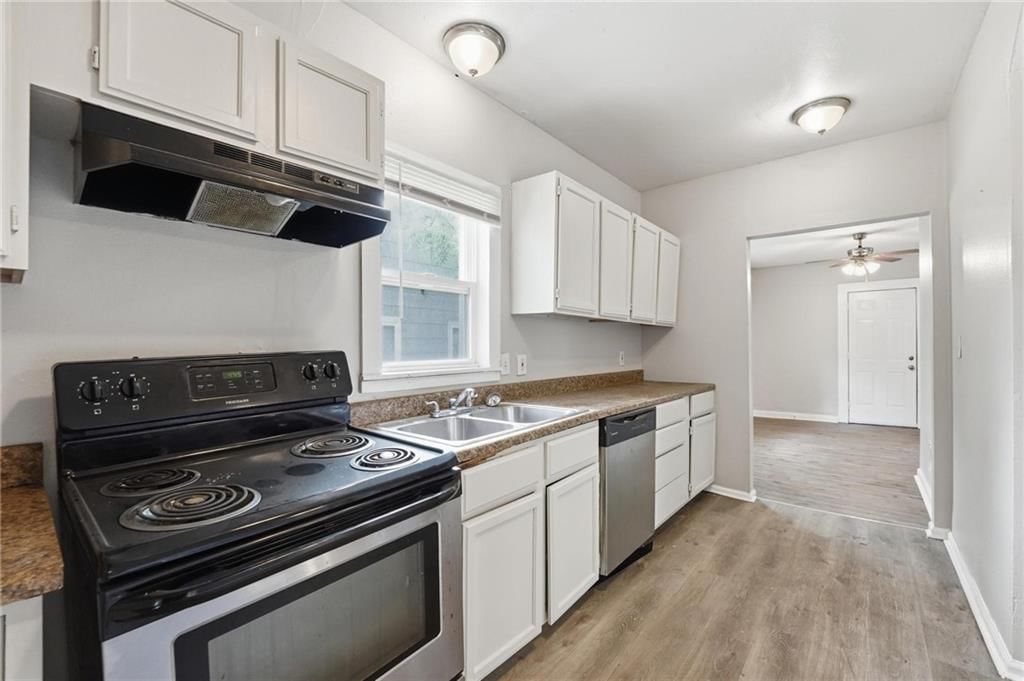 2507 N 47th Street — photo 2