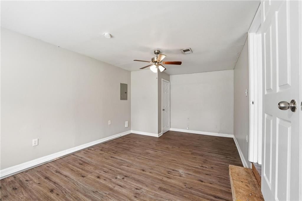 2507 N 47th Street — photo 16