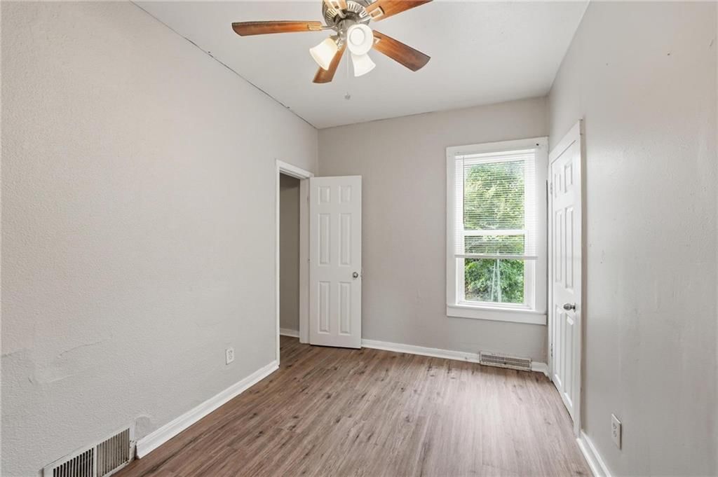 2507 N 47th Street — photo 18