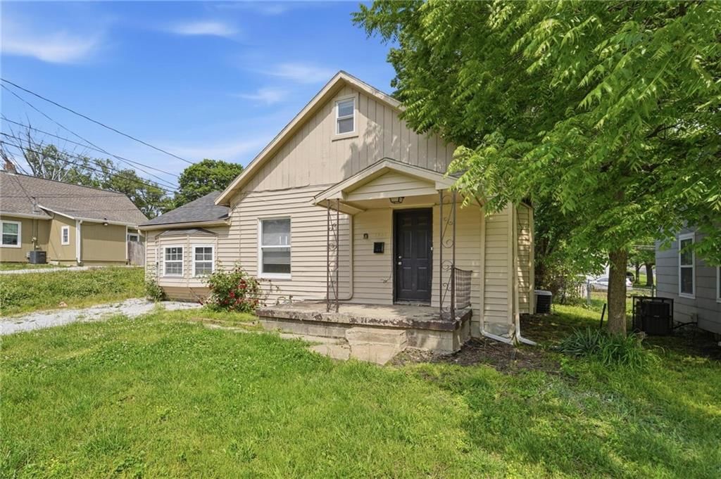 2507 N 47th Street — photo 32