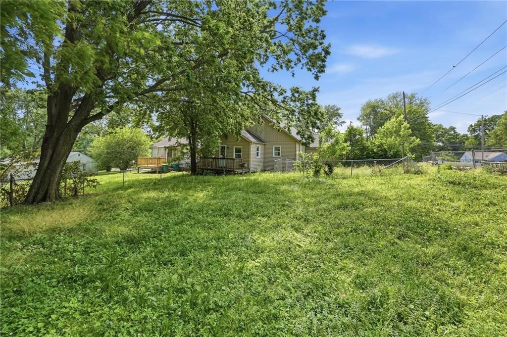 2507 N 47th Street — photo 39